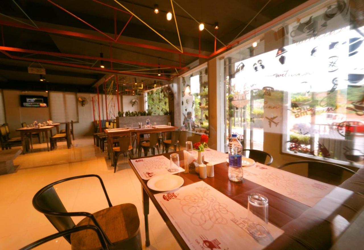 Withinn Hotel - Kannur Airport Exteriör bild